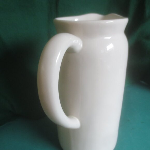 Brand New Rae Dunn "Cheers" 6.5 Cups Ceramic Pitcher from the Artisan Collection - Picture 9 of 10